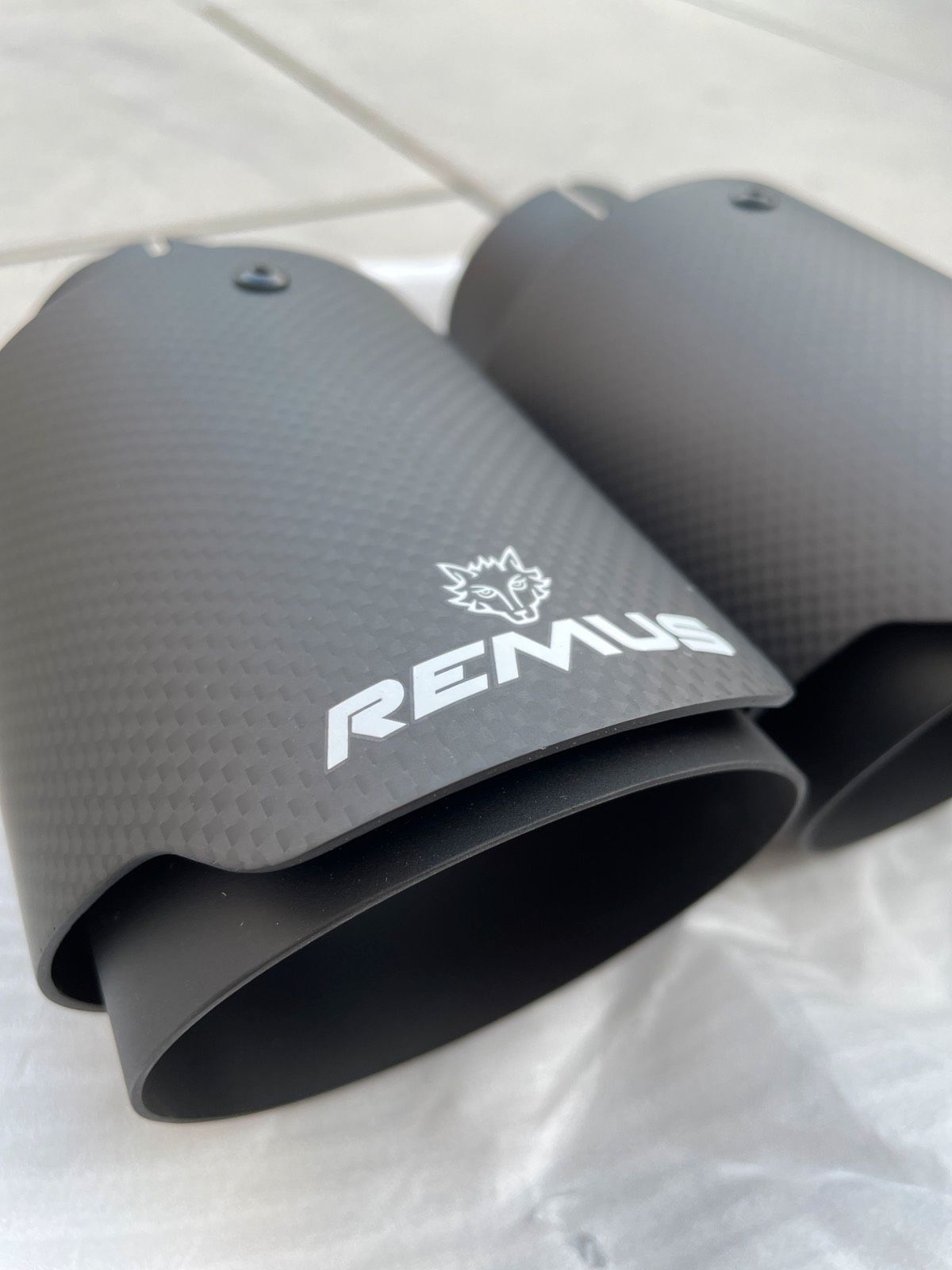 Auspuffblenden Carbon