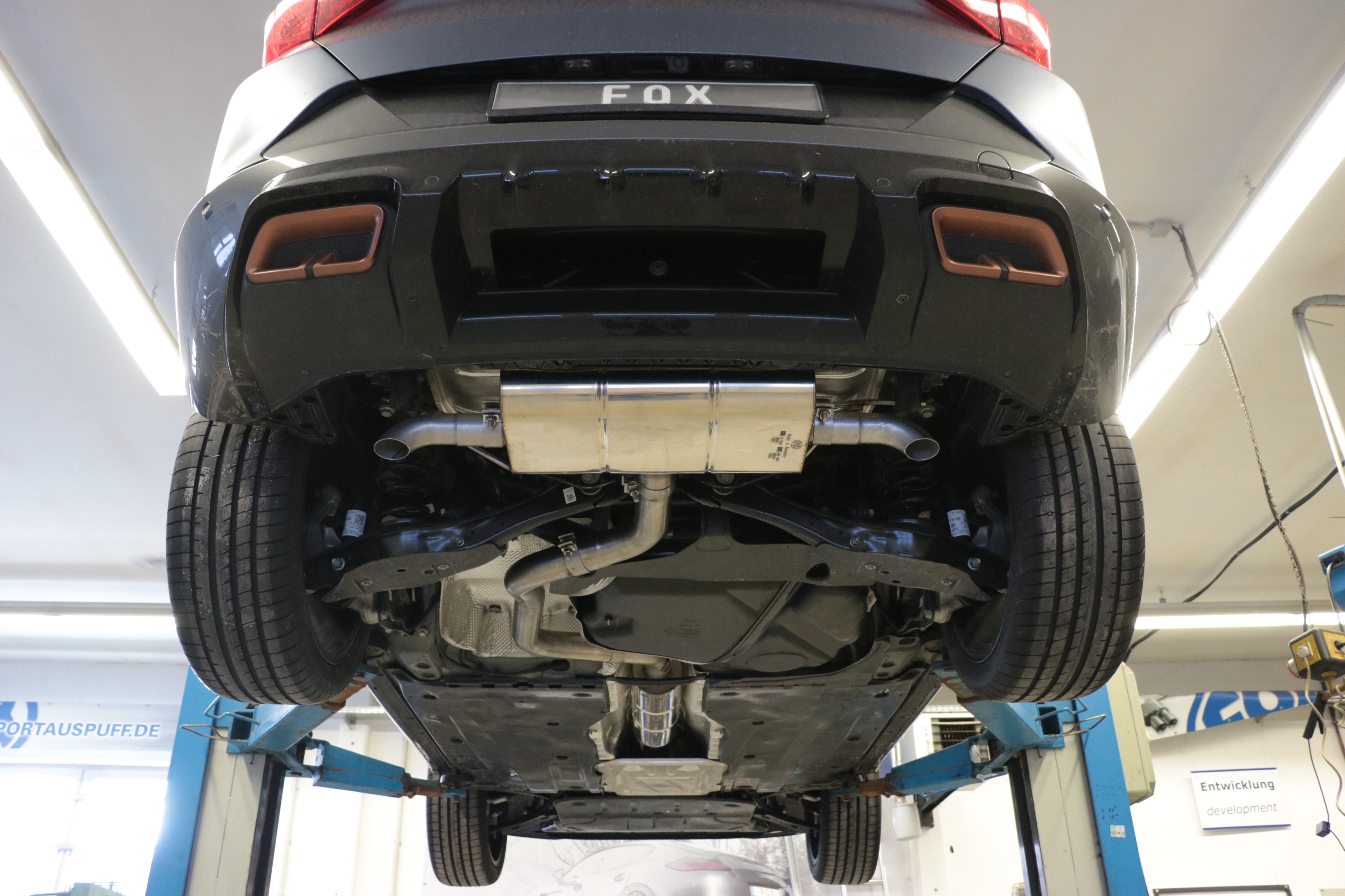 4x2 Endschalldämpfer Ausgang rechts/links