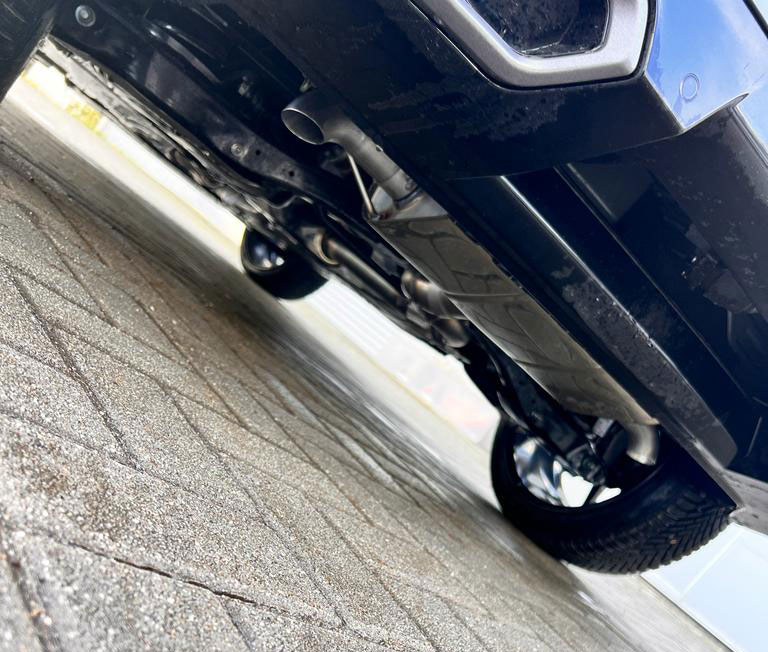 4x4 Endschalldämpfer quer Ausgang rechts/links - Endrohre hinter der Stoßstange