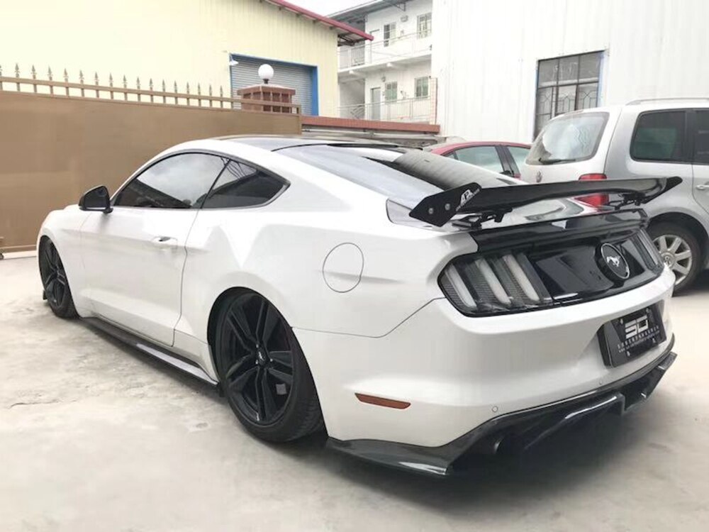 APR Montford Carbon Heckspoiler Mustang 15-17